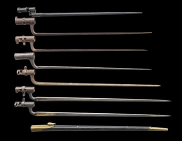 LOT OF 7 ASSORTED SOCKET RIFLE BAYONETS.