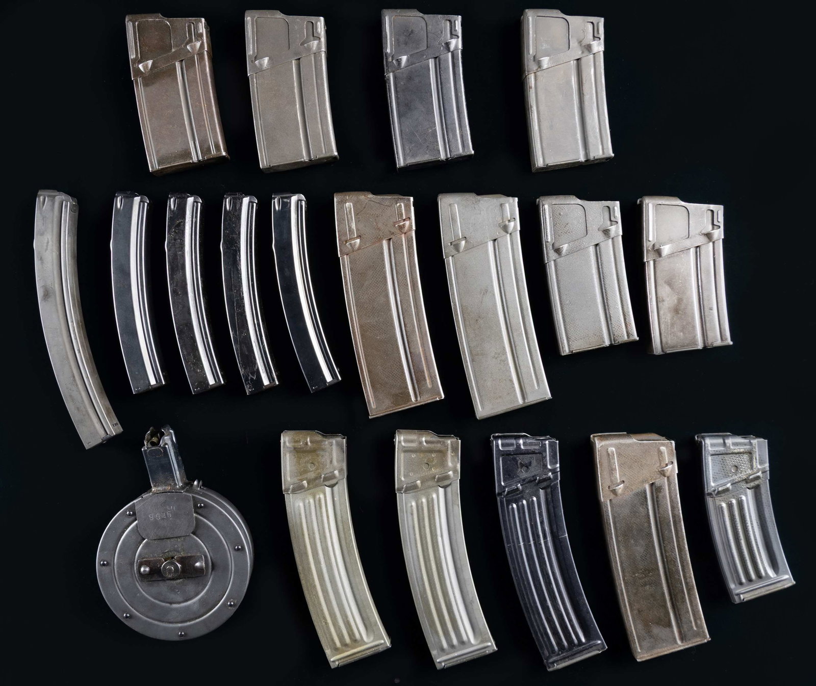 LOT OF ASSORTED MP5, HK53, & CETME MAGAZINES.: Lot consists of assorted MP5, HK53, and CETME rifle mags., including: 1) x4 undated HK MP5 30-rd. mags. Steel construction with blue finish. 2) x1 MCP 40-rd. mag. Steel construction with parkerized fi