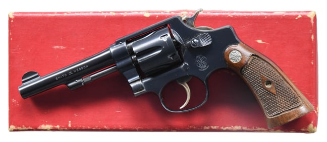 SMITH & WESSON 32 REGULATION POLICE DA REVOLVER.