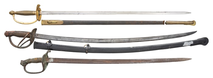 3 UNITED STATES CIVIL WAR SWORDS.