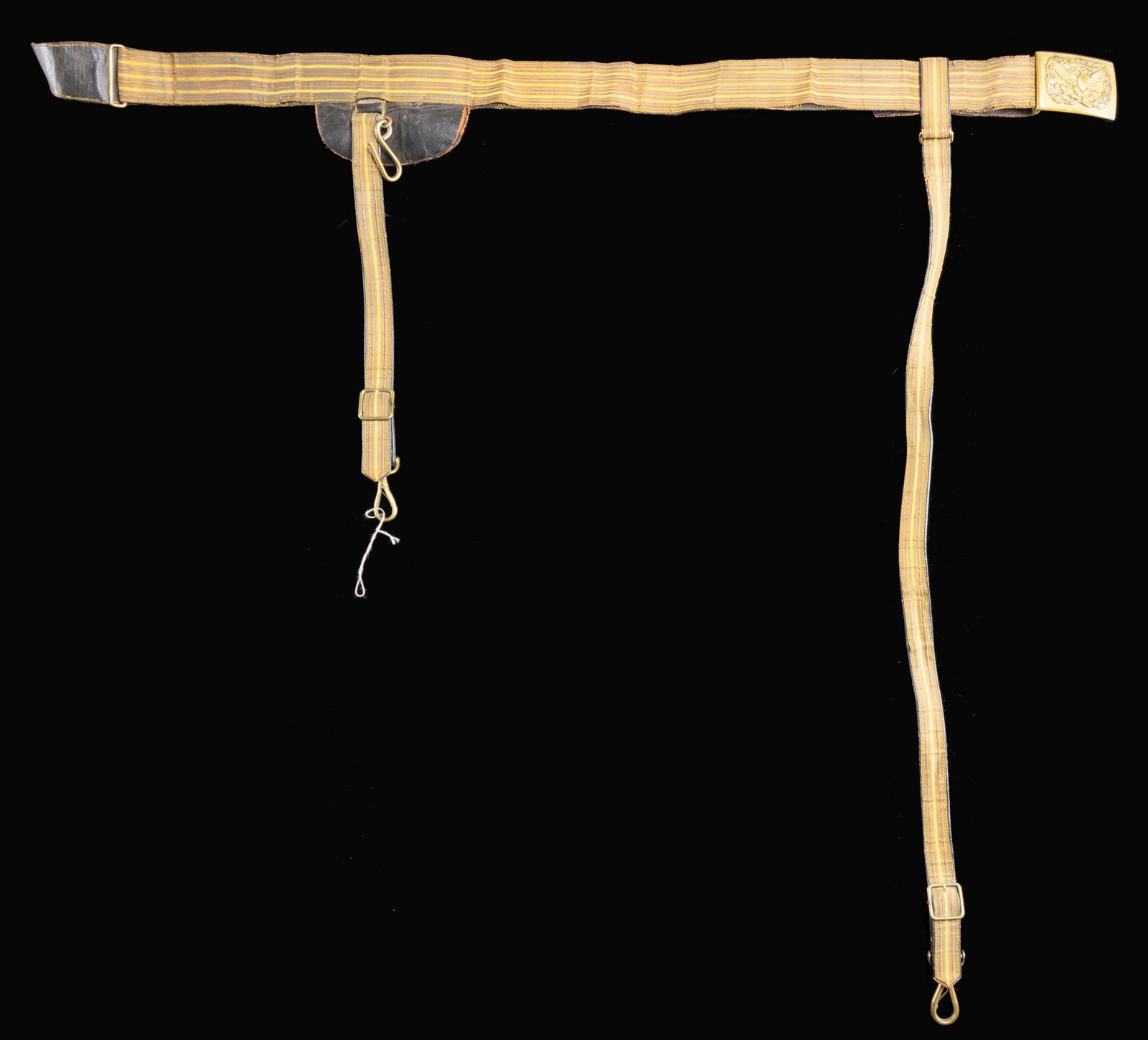 US INDIAN WAR PERIOD CAVALRY OFFICER BELT.: A nice example of a US Cavalry officer's sword belt of the Indian Wars period. The belt has a gold bullion front with three yellow stripes. The sword straps are also gold bullion but with a single yel