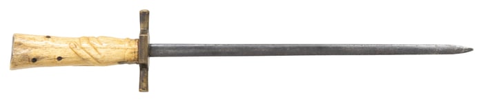 VERY EARLY EUROPEAN DAGGER.