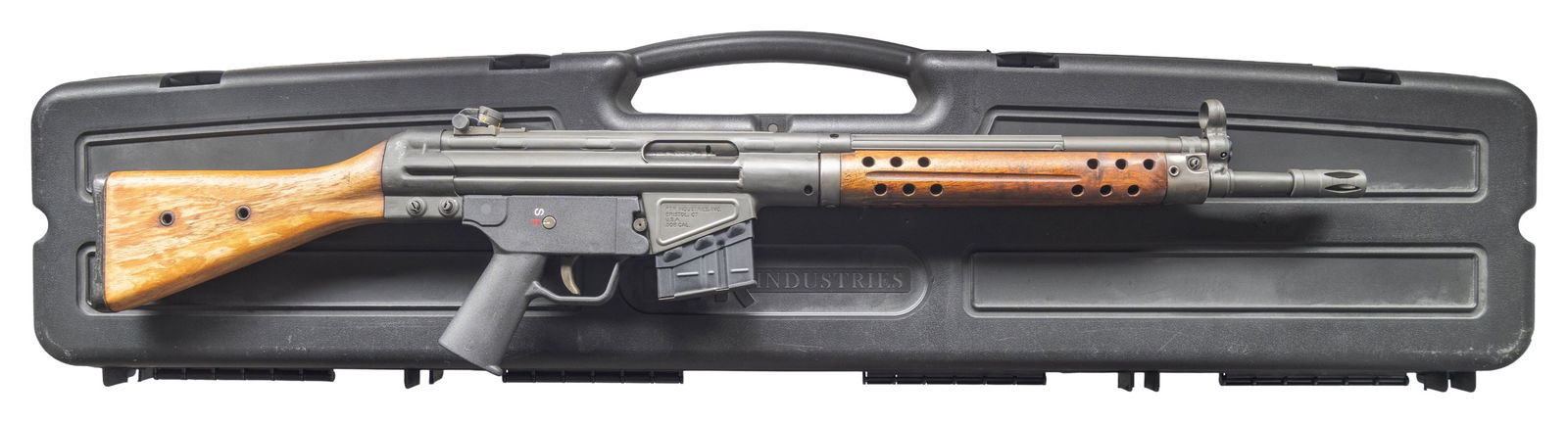 PTR INDUSTRIES PTR-91 CLASSIC SEMI-AUTOMATIC RIFLE: WITH FACTORY HARD CASE. Cal. 308 Win. S# GI4705. Bbl. 16". PTR-91 Classic semi-automatic rifle mfg. by PTR Industries. Left side of the receiver is marked with PTR's boxed logo, with PTR's mfg.