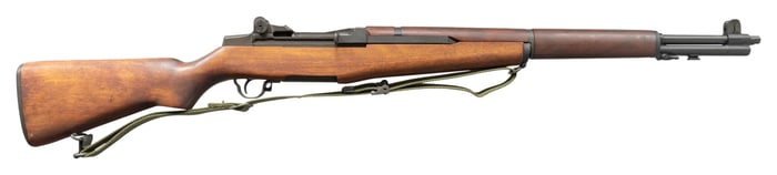 US SPRINGFIELD M1 GARAND SEMI-AUTO MILITARY RIFLE.