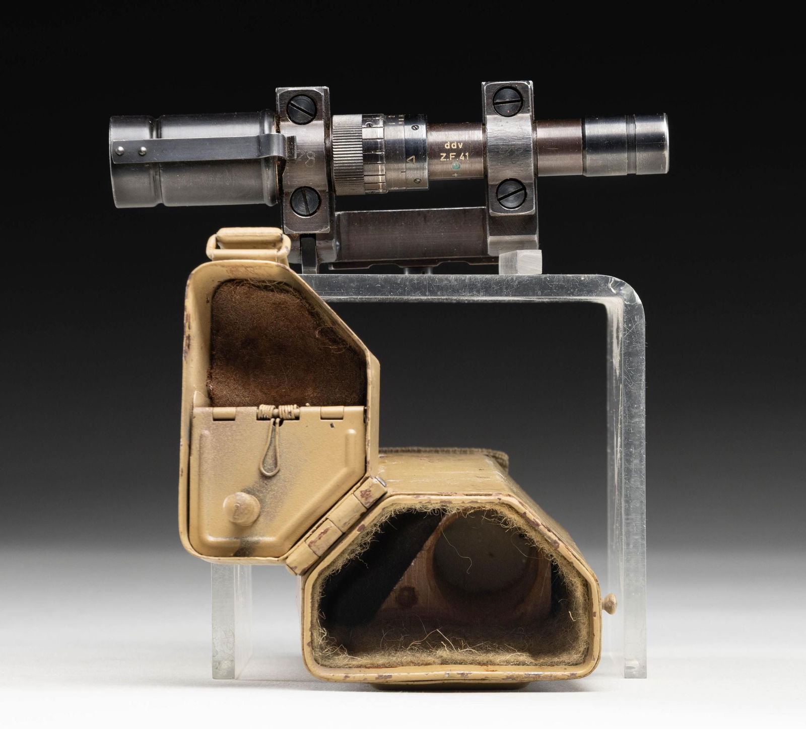 WW2 GERMAN ZF-41 SCOPE WITH CAN. - 2