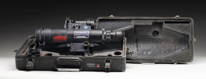 ISRAELI MODIFIED AN/PVS-2 STARLIGHT SCOPE & CASE.