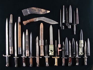 INTERESTING AND DESIRABLE GROUPING OF 15 BRITISH