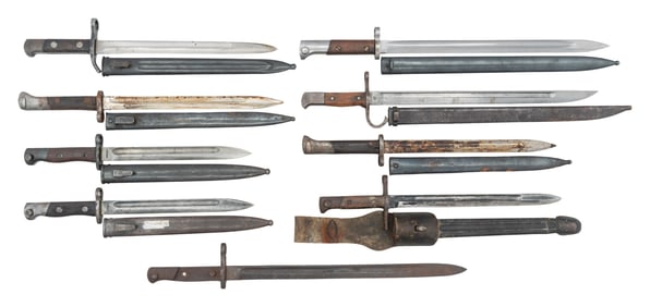 LOT OF ASSORTED FOREIGN MILITARY RIFLE BAYONETS.