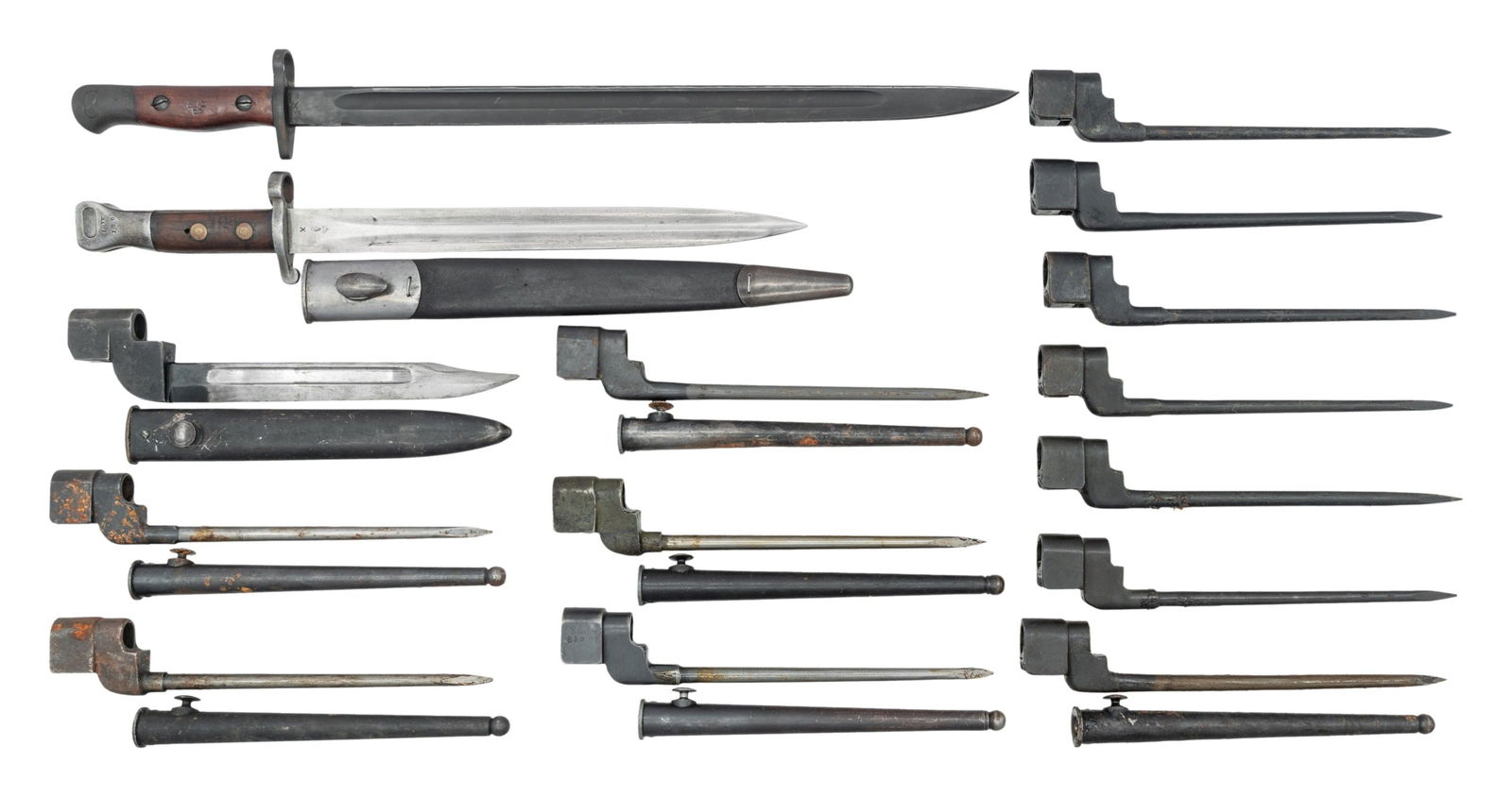 LOT OF ASSORTED BRITISH MILITARY BAYONETS. (1 of 2)