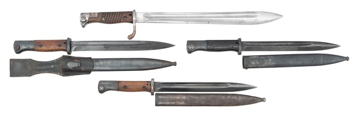 LOT OF 4 GERMAN WWI & WWII BAYONETS.