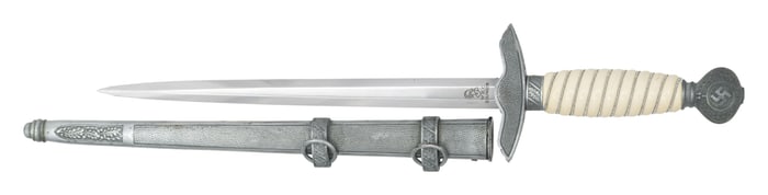 WWII GERMAN 2ND MODEL LUFTWAFFE DAGGER BY WKC.