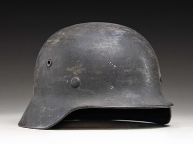 WWII GERMAN LUFTWAFFE M40 SINGLE DECAL HELMET.