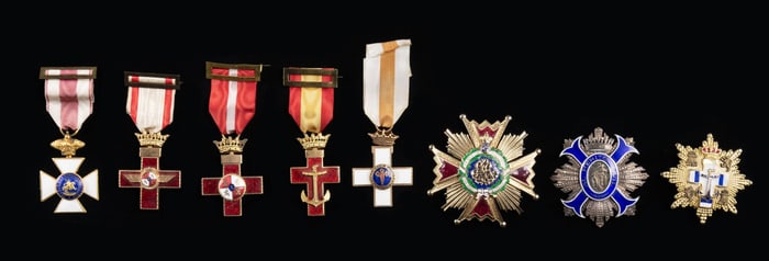 8 SPANISH ORDERS AND AWARDS.