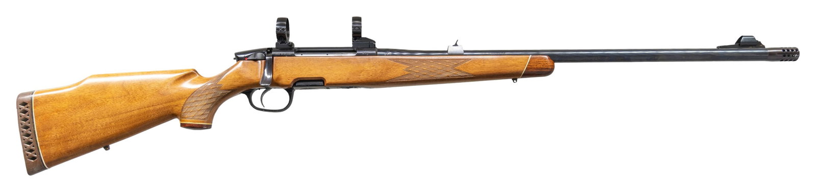458 WIN MAG. STEYR MANNLICHER MODEL S BOLT ACTION: RIFLE. Cal. 458 Win. Mag. S# 18193. Mfg. 1970. Barrel 25.6" w/ 2" muzzle brake. Ramp mounted hooded bead front sight & island mounted fixed rear sight. 30mm Rings & bases on action. Monte Carlo skip-l
