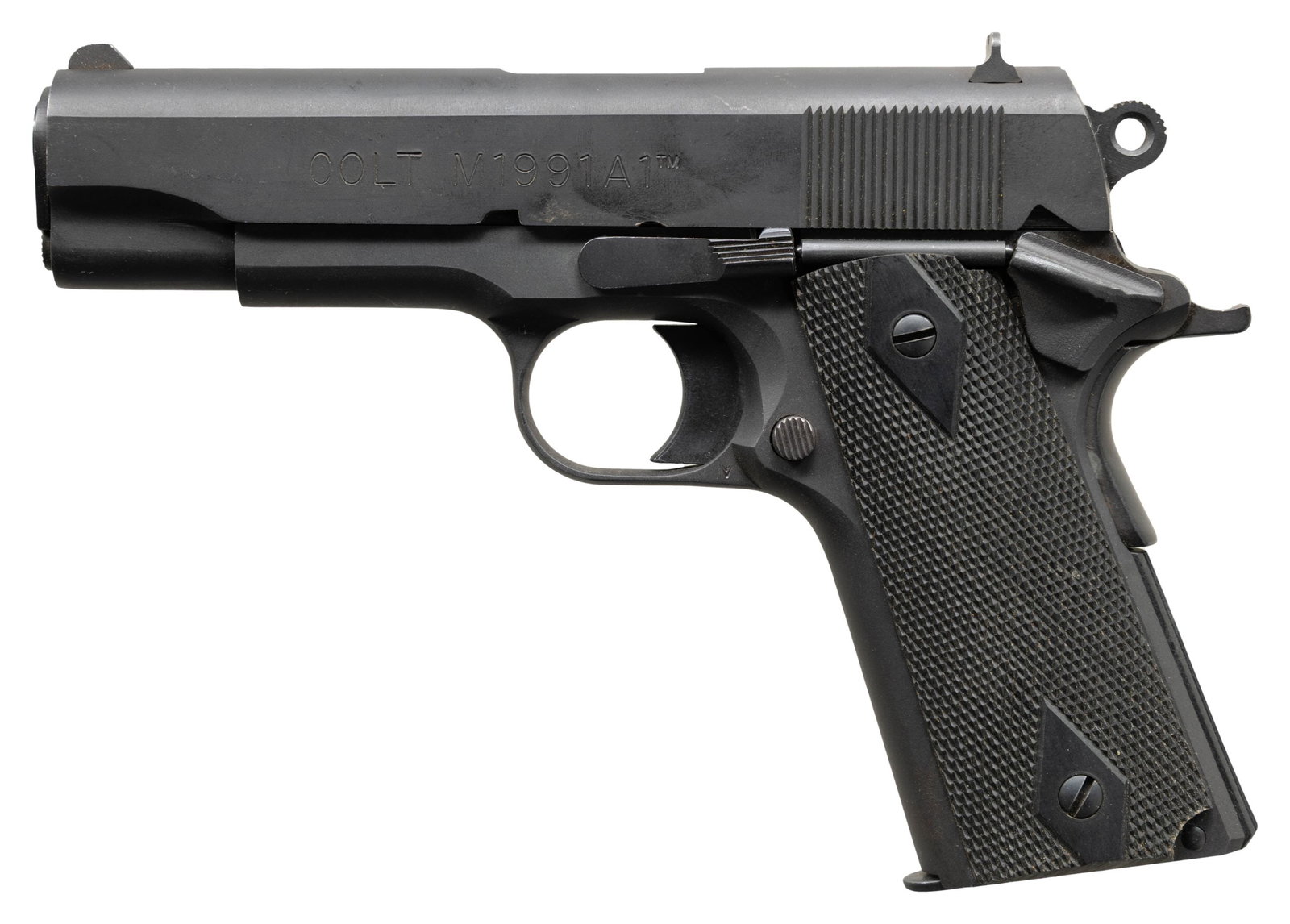 COLT 1991 SERIES COMMANDER SEMI AUTO PISTOL.: Cal. 45 ACP. S# CJ06893. Bbl. 4.25". Blued parkerized finish. Checkered plastic grips. MAGS: 1 Colt 8 rd. CONDITION: very good overall appearance with light marks & wear. Very good strong rifling. (25