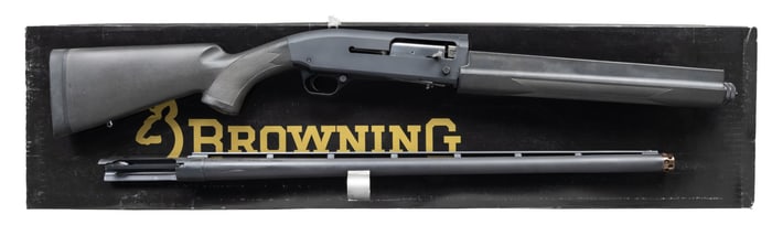 BROWNING GOLD 10 STALKER SEMI AUTO SHOTGUN,