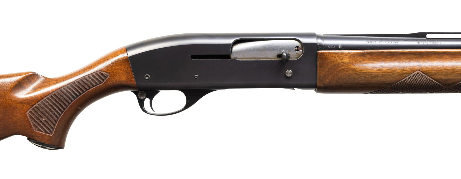 REMINGTON SPORTSMAN 48 SEMI AUTO SHOTGUN.: Cal. 16 Ga., 2 3/4". S# 3561132. VR 27 3/4" barrel w/ steel bead & "MOD" choke. Barrel code "XM" appears to indicate Dec. 1965 mfg. Blued finish. Checkered walnut stock set. CONDITION: very good to ne