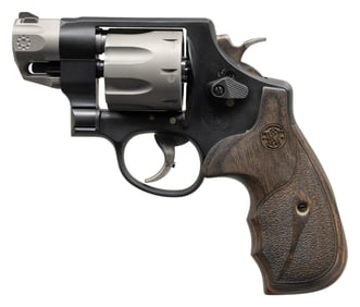 SMITH & WESSON PERFORMANCE CENTER 327 DA REVOLVER.