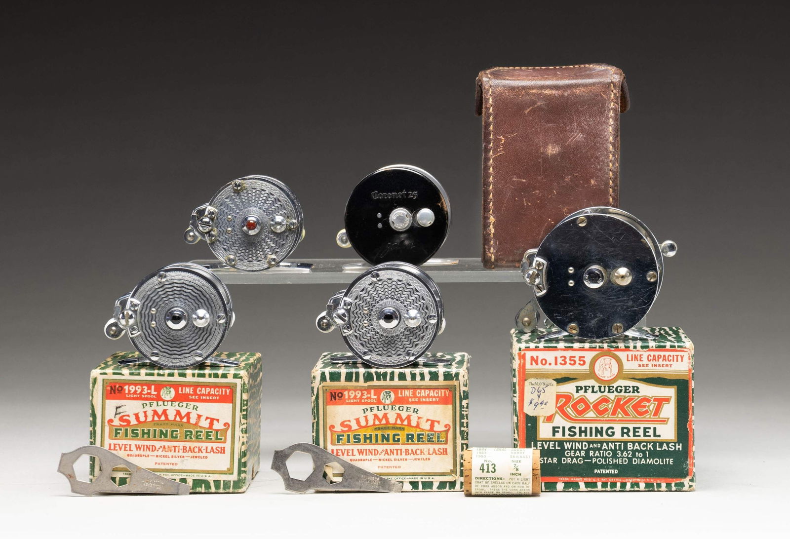 5 BAIT CASTING REELS. - 2