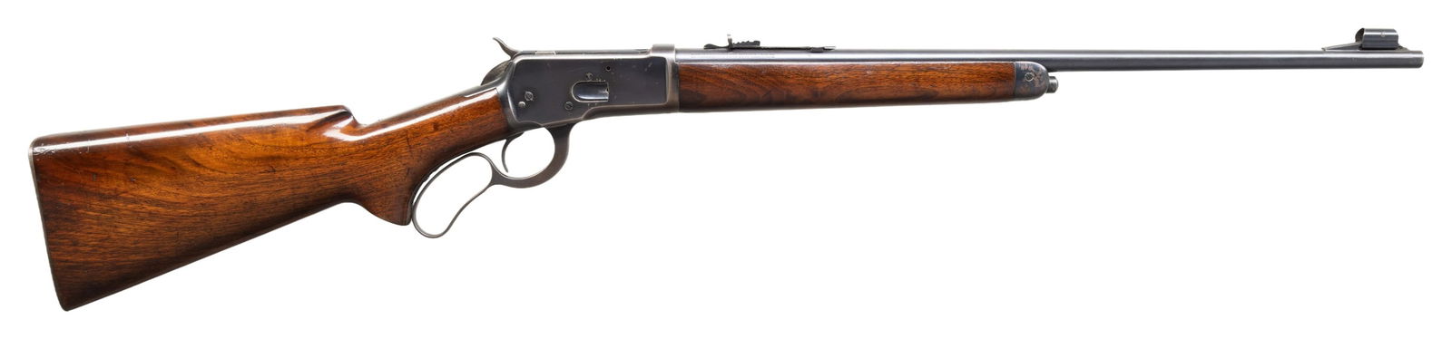 WINCHESTER MODEL 65 LEVER ACTION RIFLE.: Cal. 32 WCF. S#. 1006636. Bbl. 24" tapered round. Ramp mounted hooded bead front sight with sporting rear sight. Button mag. Blue finish. Walnut forend & pistol grip walnut stock with checkered steel