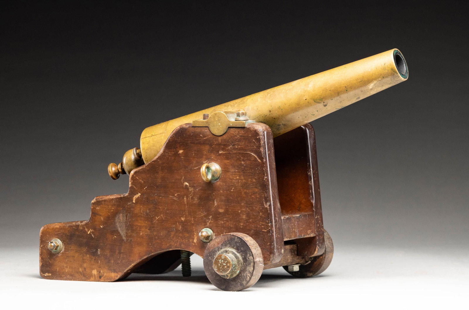 LT SNOW "STRONG" YACHT CANNON. (1 of 7)