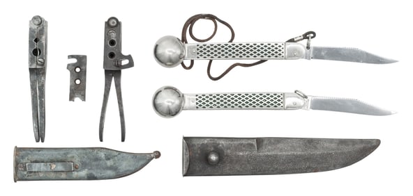 2 PUMA FISHING KNIVES, 2 BULLET & BALL MOLDS & 2