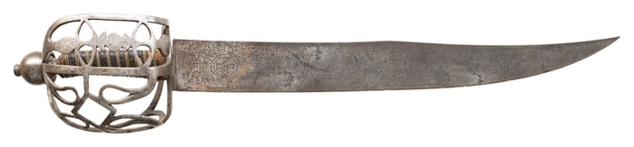 EARLY EUROPEAN CUTLASS OR SHORT SWORD.