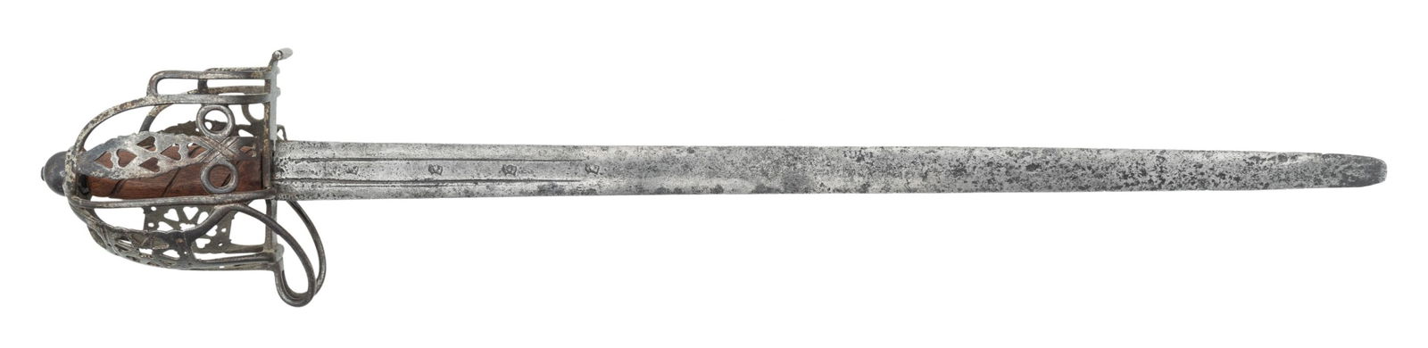 18TH CENTURY SCOTTISH BROADSWORD.: A nice example of a early 18th century Broadsword measuring 34 1/4" overall with a plain 27 3/4" double edged blade featuring two 7 3/8" fullers. There are 4 stamped king's head armorer's marks betwee
