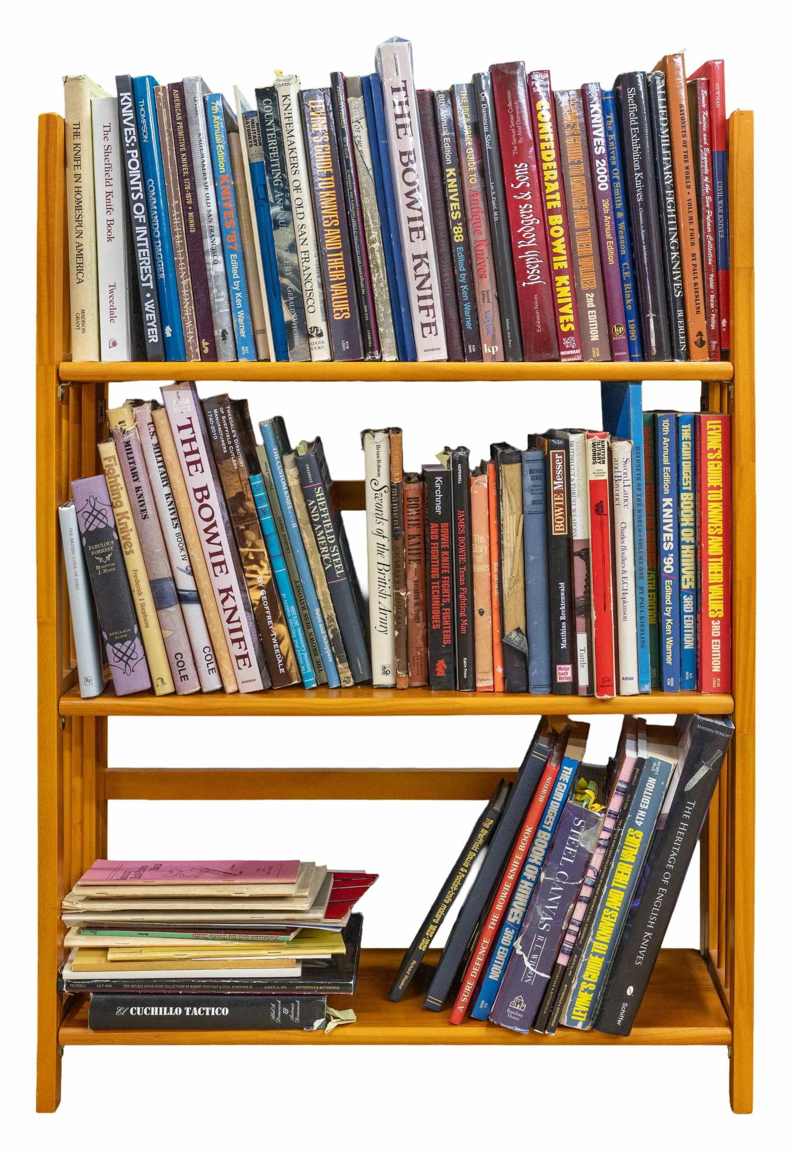 IMPORTANT BOWIE KNIFE BOOKS & KNIFE ARCHIVE.: Archive contains just about every book written about knives before Mr. Flayderman's death in 2013. Included are important catalogs of bowie knife collections sold. An most important portion of this