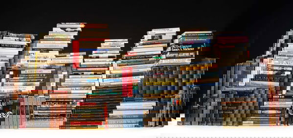 GREAT VARIETY OF BOOKS RELATING TO GENERAL