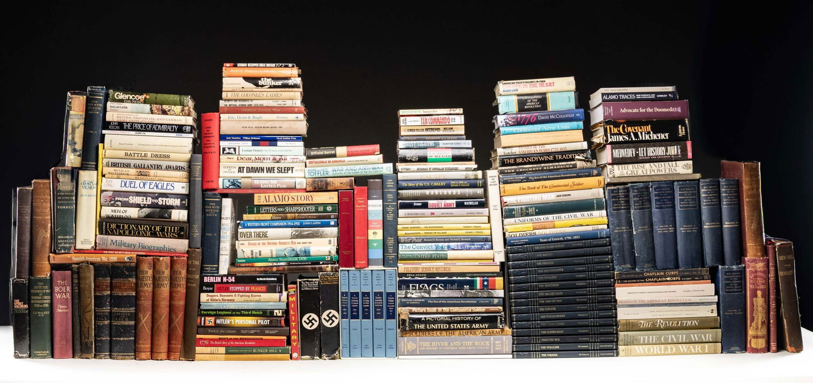 GREAT VARIETY OF BOOKS RELATING TO GENERAL (1 of 1)