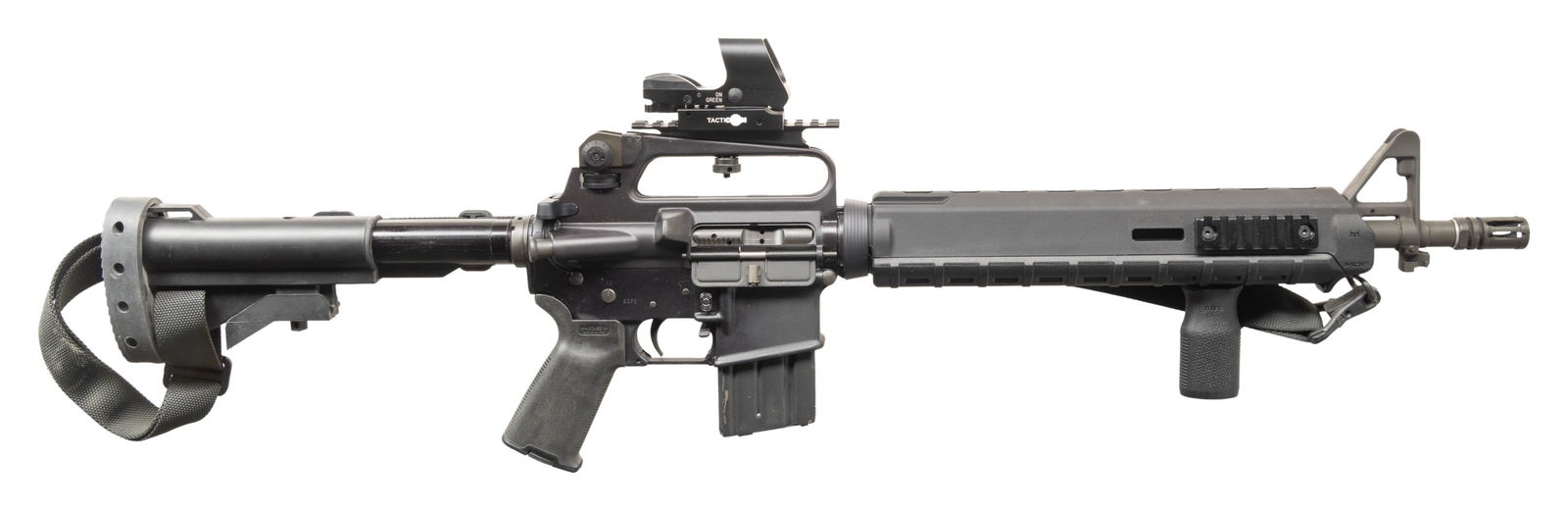 BUSHMASTER DISSIPATOR XM15-E2S CARBINE. (1 of 4)