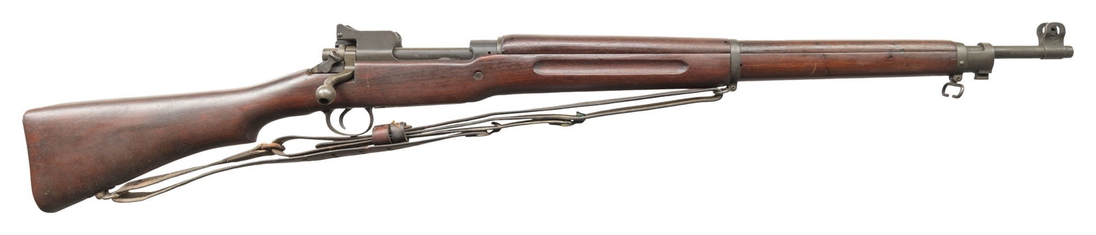 U.S. WWI REMINGTON MODEL 1917 BOLT-ACTION MILITARY: RIFLE. Cal. 30-06. S# 309734. Bbl. 26". Barrel marked behind front sight "R / flaming bomb / 5-18". Ladder rear sight graduated to 1,600 yards. Blade front sight with protective ears. Bolt handle is