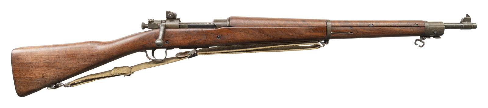 U.S. WWII REMINGTON MODEL 1903A3 BOLT-ACTION: MILITARY RIFLE. Cal. 30-06. S# 4072887. Bbl. 24". Barrel is marked behind front sight "RA / flaming bomb / 2-43". Aperture rear sight graduated to 800 yards. Blade front sight. Bolt assembly is marked