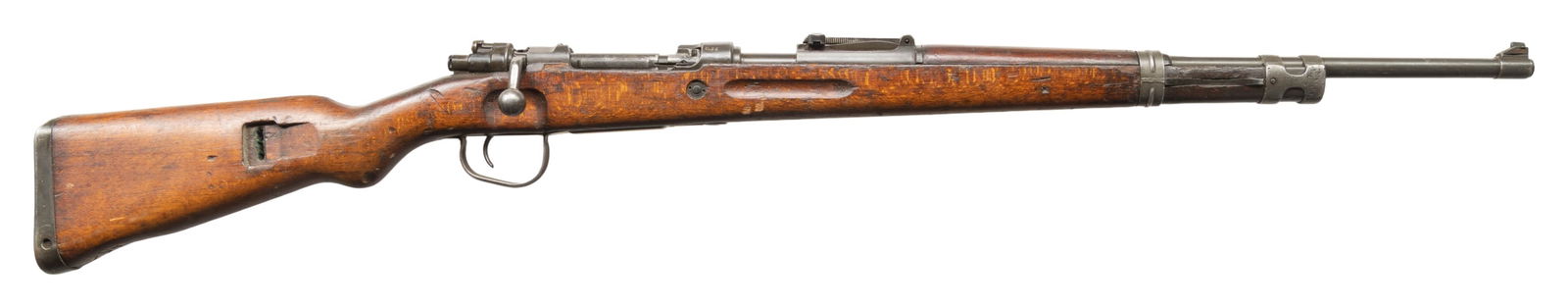 ISRAELI K98 MAUSER BOLT ACTION TRAINING RIFLE.: Cal. 22 LR. S# 0710604. Bbl. 24". Blade front sight. K98k style tangent rear sight graduated to 2000m. Matching numbers on receiver, stock, bolt handle & trigger guard with parts appearing arsenal for