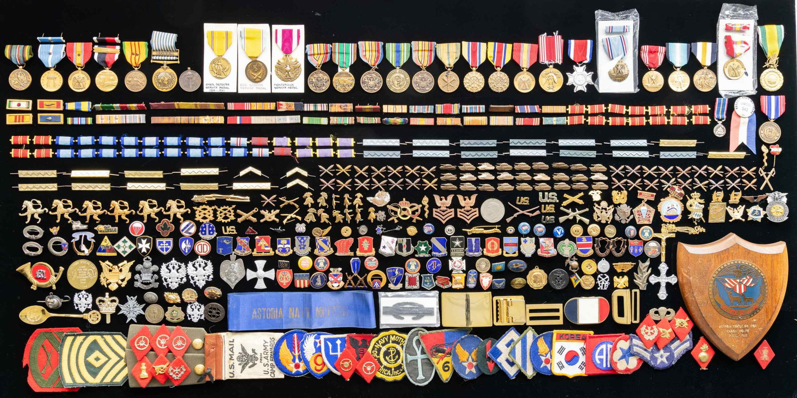 LARGE INTERESTING GROUPING OF MOSTLY U.S. MEDALS, (1 of 1)