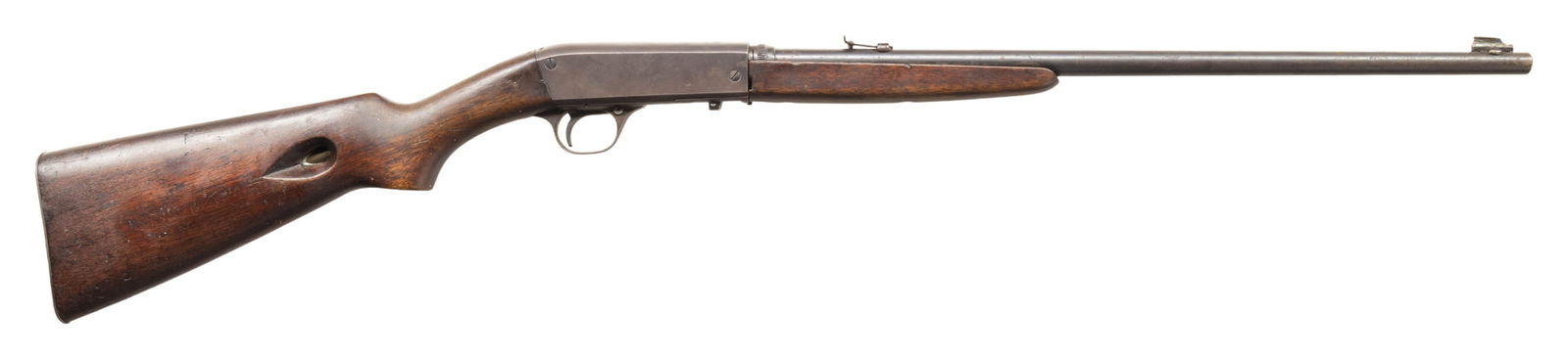 REMINGTON MODEL 24 SEMI-AUTOMATIC TAKEDOWN RIFLE. (1 of 4)