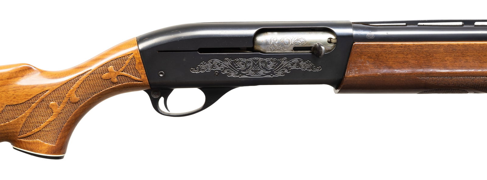REMINGTON MODEL 1100 SEMI-AUTOMATIC SHOTGUN. (1 of 4)