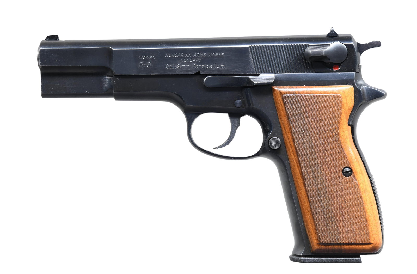 HUNGARIAN ARMS CO. "FEG" R-9 SEMI AUTO PISTOL.: Cal. 9x19 (9mm Para). S# OR3839. This pistol was mfg. 1986-1987 as an export version of the P9 pistol (P9R); approx. 5,500 imported by Interarms of Alexandria, VA. Patterned after the Browning Hi-Powd