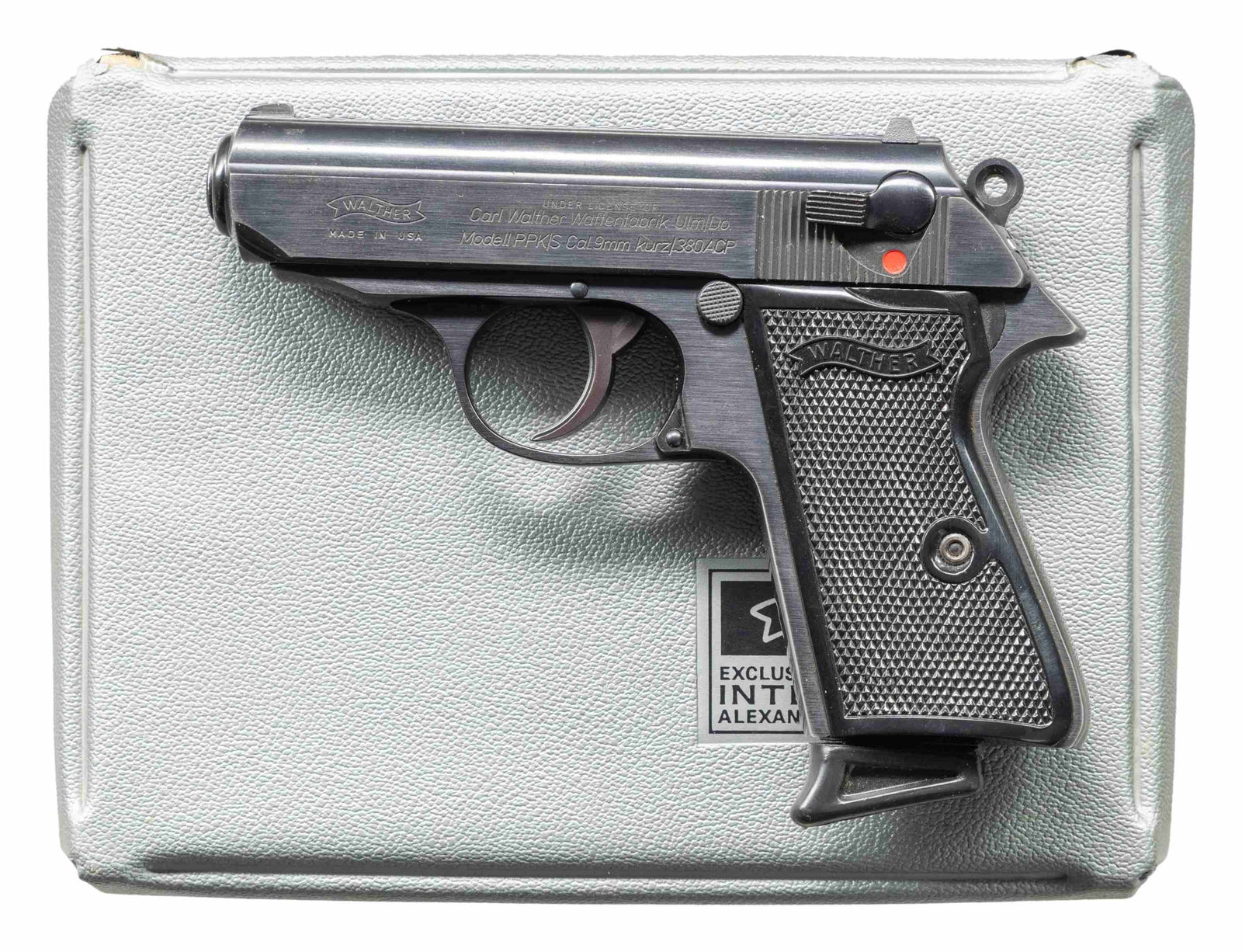 INTERARMS / WALTHER MODEL PPK/S SEMI-AUTOMATIC: PISTOL WITH CASE. Cal. 380 ACP. S# 053734. Bbl. 3 1/4". Model PPK/S semi-automatic pistol mfg. by Interarms under license from Walther. Left side of the slide is marked with the Walther banner logo