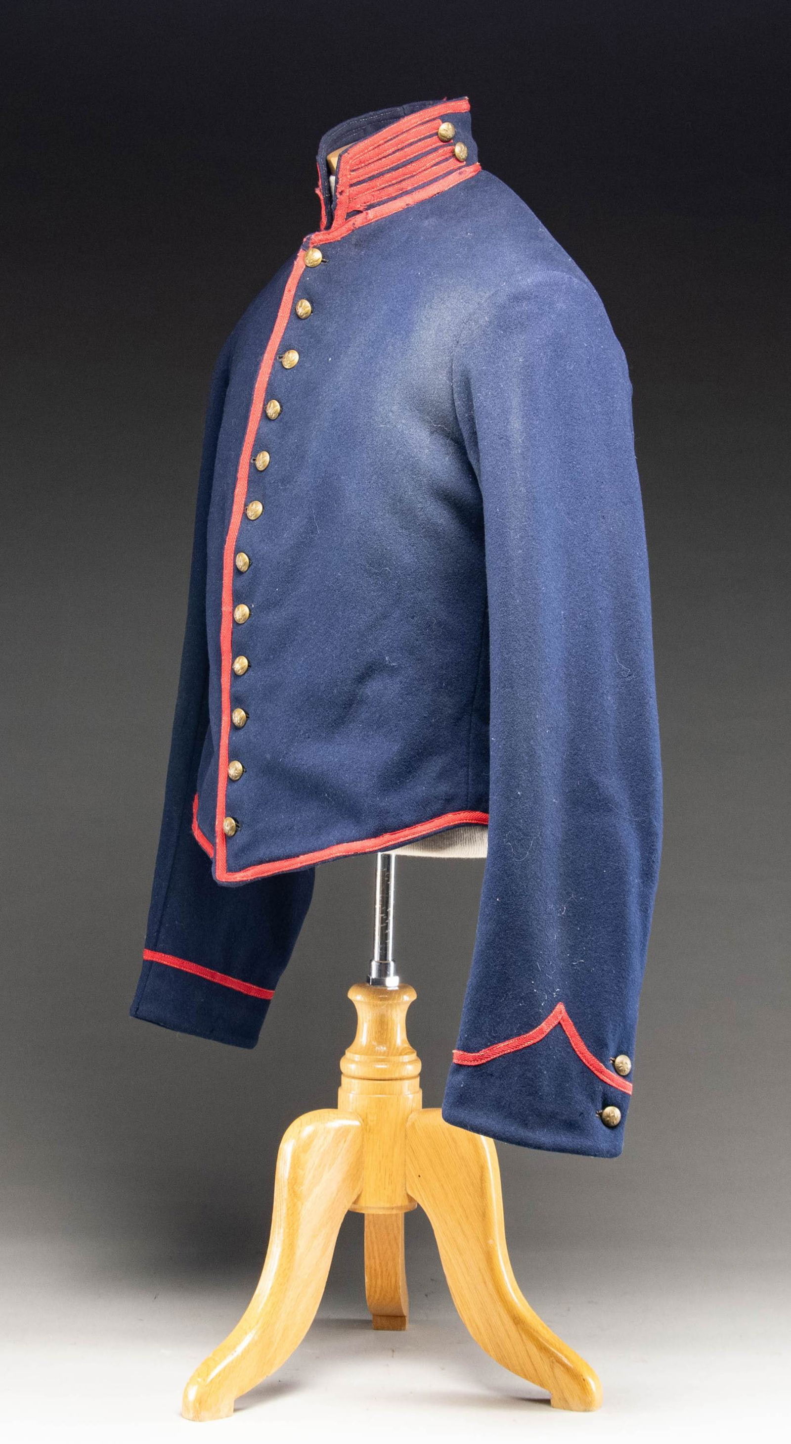 CIVIL WAR ARTILLERY SHELL JACKET. - 2
