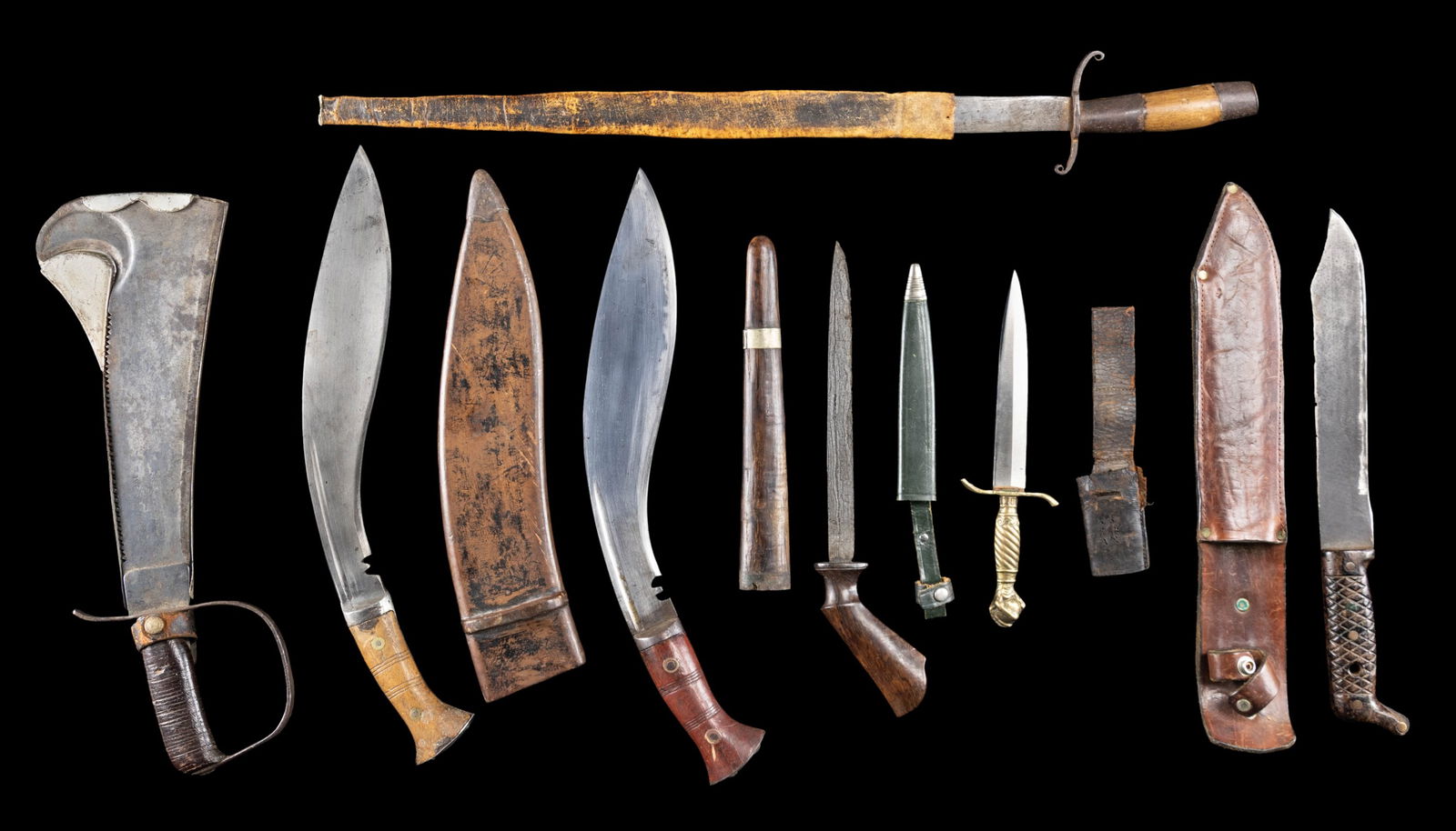 SEVEN VINTAGE KNIVES. (1 of 2)