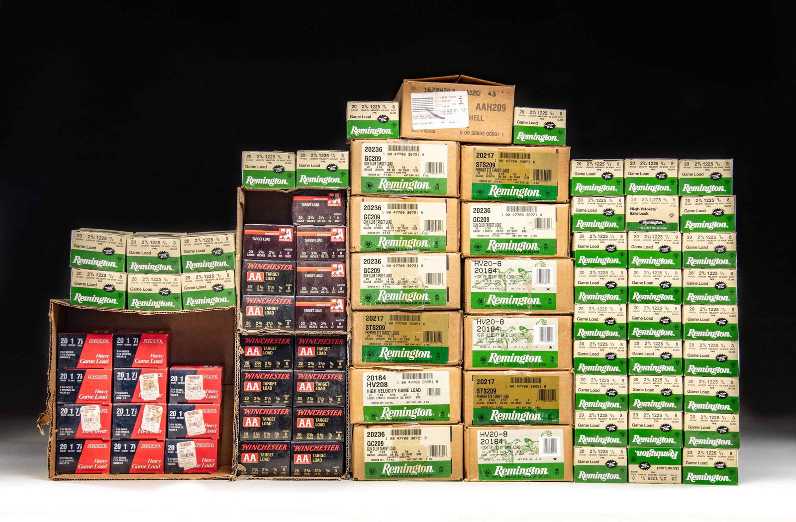 4,825 ROUNDS OF 20 GA. AMMO BY REM., FED. & WIN.: Mostly target ammo; all with case length of 2 3/4". REMINGTON (3,925 rounds): 5 cases of Gun Club Target Loads having stock numbers of "20236" and "GC209" with 2 1/2 Dram equivalence plus 7/8 oz. of #