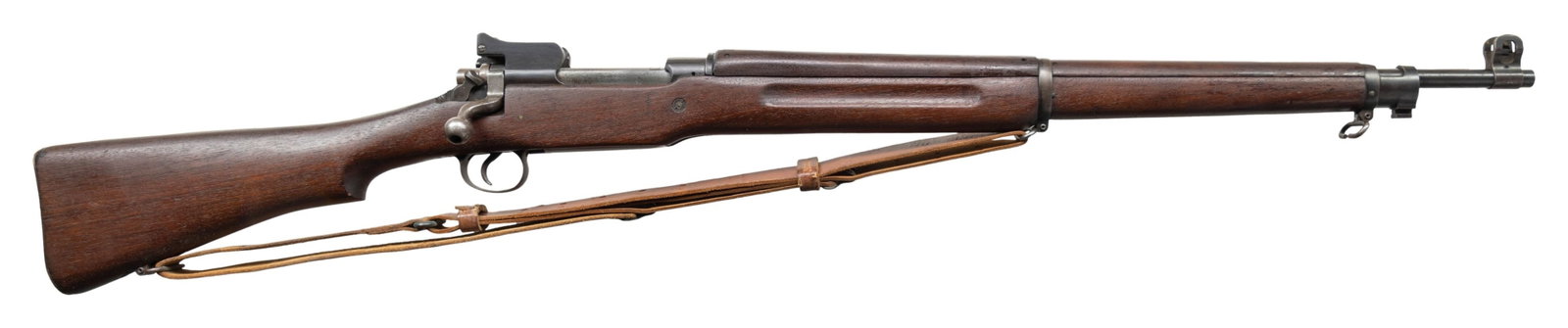 U.S. WWI REMINGTON MODEL 1917 BOLT ACTION MILITARY: RIFLE. Cal. 30-06. S# 465051. 24" bbl is marked behind front sight "R / flaming bomb / 8-18". ladder rear sight graduating to 1600 yards. Blade front sight with protective ears. All major parts markin