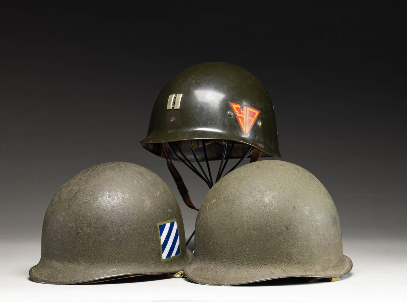 2 M1 US HELMETS WITH LINERS. - 2