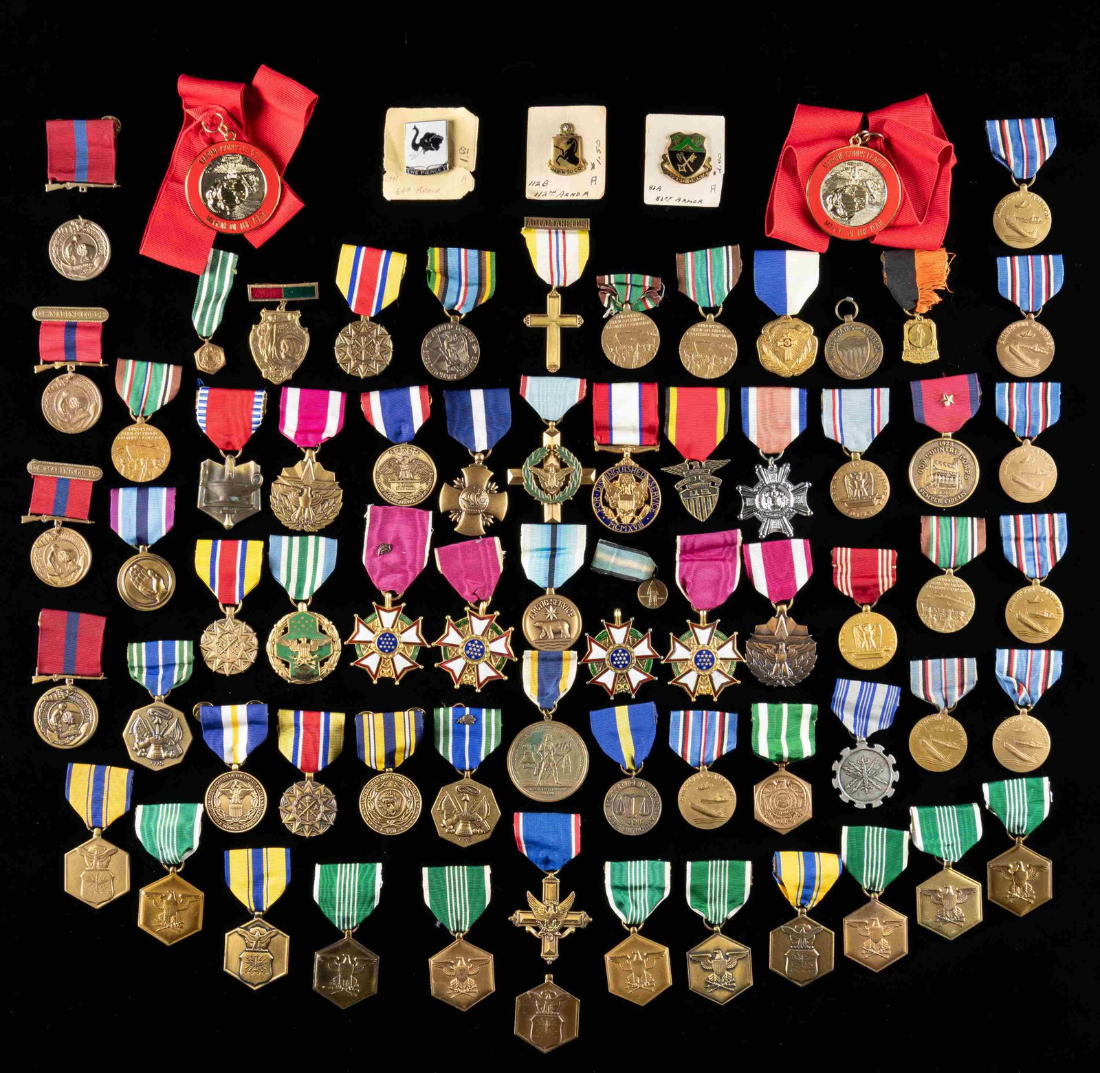 LARGE COLLECTION OF US MEDALS & AWARDS. (1 of 2)
