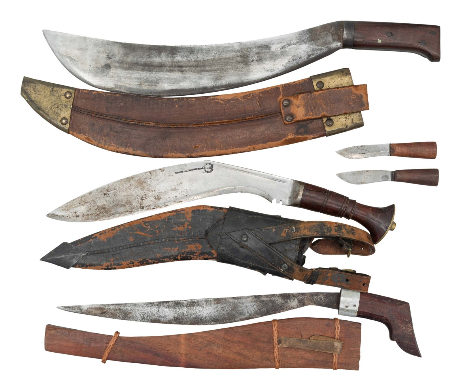 EDGED WEAPON GROUPING. - 2