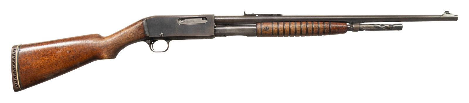 REMINGTON MODEL 14 SLIDE ACTION RIFLE.: Cal. 30 Rem. S# C16977. Bbl. 22". Model 14 slide action rifle mfg. by Remington between 1912-1935. Top of the bbl. is marked with Remington's 3-line mfg. and patent information, with the Remington tra
