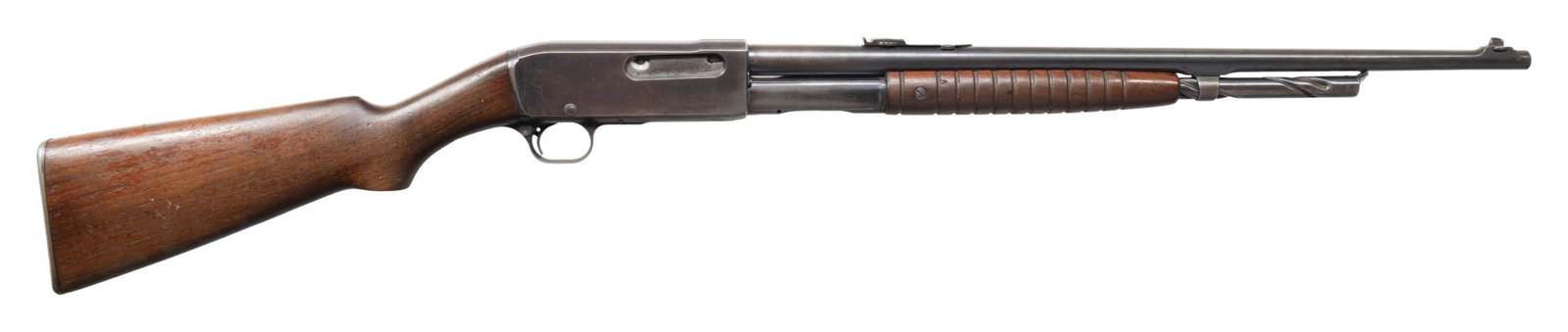 REMINGTON MODEL 14 SLIDE ACTION RIFLE.: Cal. 32 Rem. S# C37928. Bbl. 21 7/8". Model 14 slide action rifle mfg. by Remington UMC. Top rear of the bbl. is marked with Remington UMC's 3-line mfg. and patent information, with the Remington trad