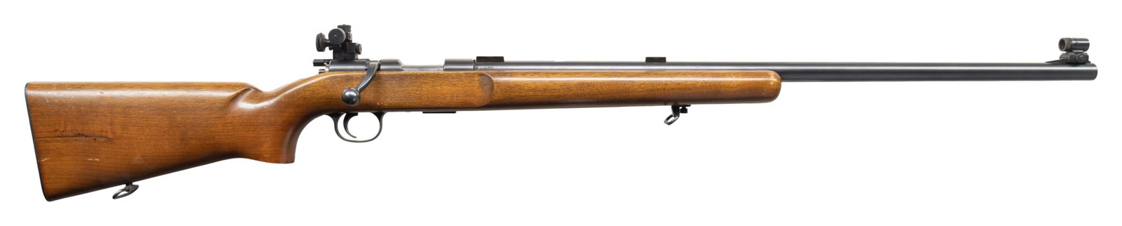 REMINGTON 37 RANGEMASTER BOLT ACTION RIFLE.: Cal. 22 LR. S# 04804. Bbl. 28" with ramp mounted Redfield globe aperture front sight. Rec mounted adj target peep sight. Smooth pistol grip walnut target stock with checkered steel buttplate and sling